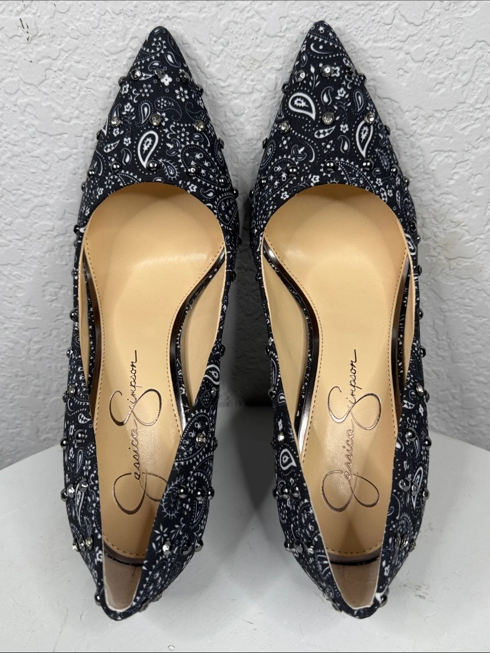 JESSICA SIMPSON CASSANI BANDANA PRINT STUDDED POINTED TOE STILETTO HEELS NIB 9